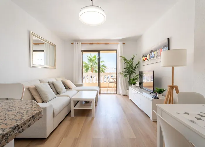 Castle Harbour With Heated Pool Daire