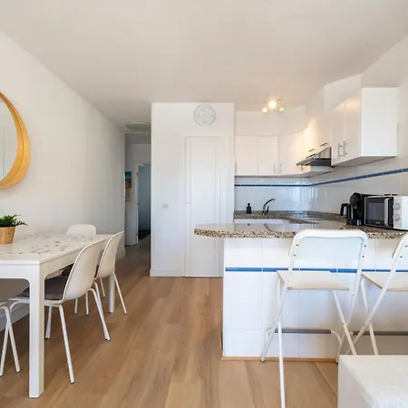 Castle Harbour With Heated Pool * Los Cristianos (Tenerife)