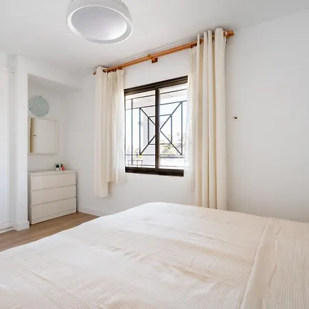 Castle Harbour With Heated Pool Los Cristianos (Tenerife)