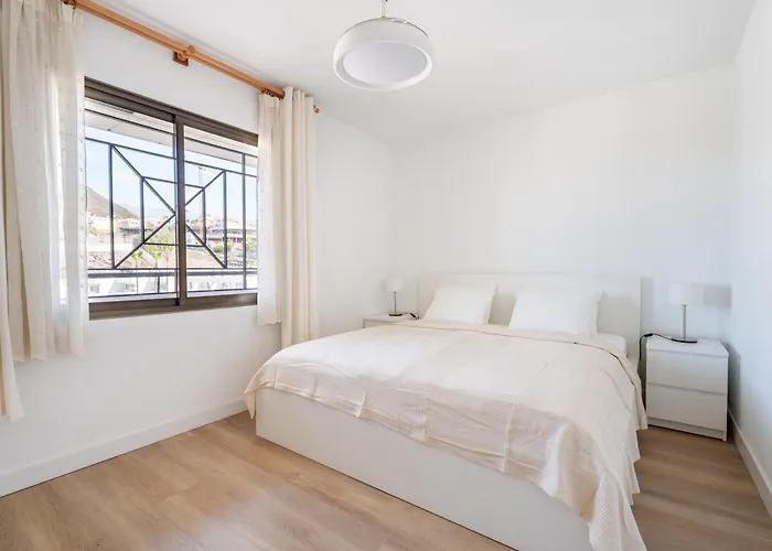 Castle Harbour With Heated Pool Appartement Los Cristianos (Tenerife)