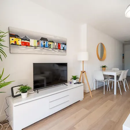 Castle Harbour With Heated Pool 로스크리스티아노스